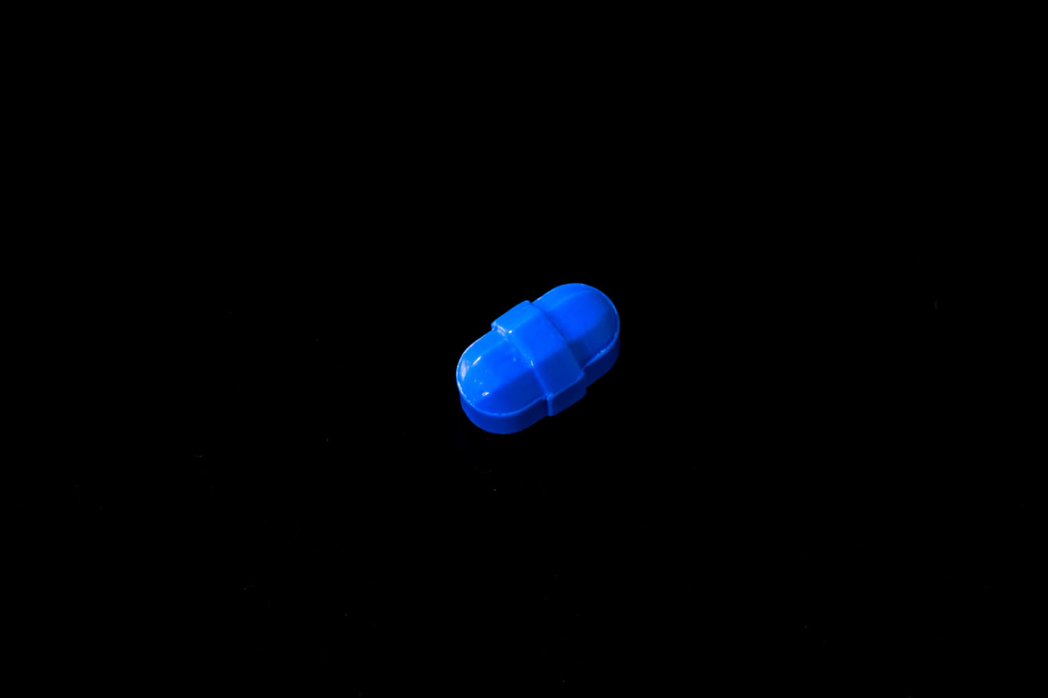 PTFE回転子 カラーオクタゴン型(アルニコ) 青 直径×全長(mm)：8×15