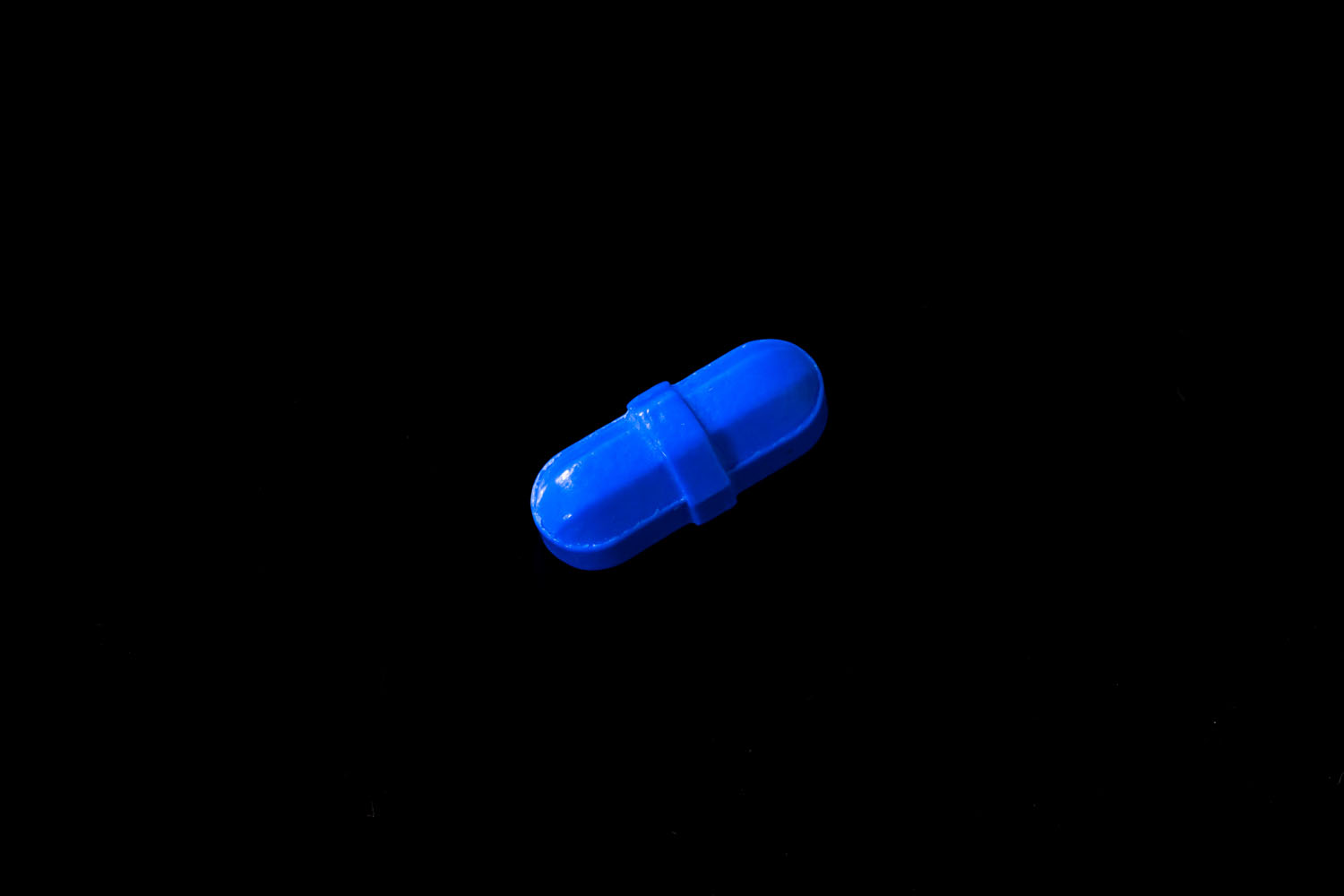 PTFE回転子 カラーオクタゴン型(アルニコ)  青 直径×全長(mm)：8×22
