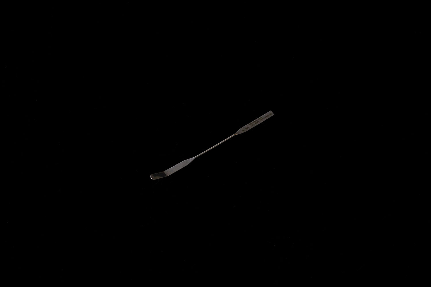 ステン先曲スパーテルツイン ヘラ部幅×ヘラ部長×全長（cm）：0.4×3.0×10
