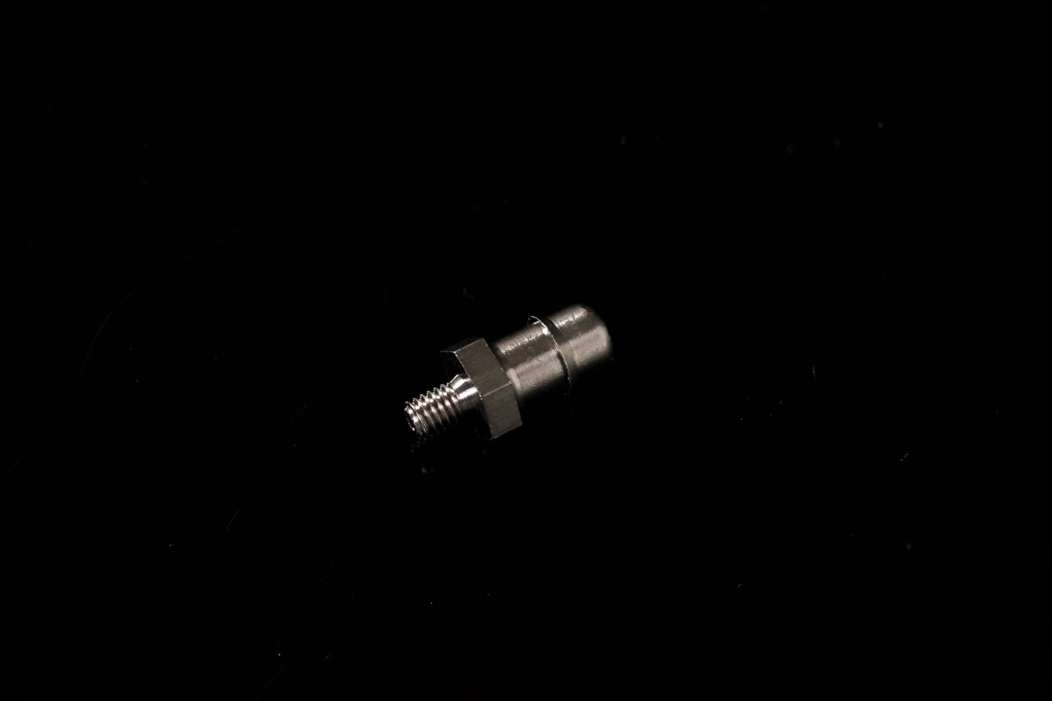 メタルアダプターコネクター(M3×0.5ネジ) 軟質チューブ内径4.0mm：3/16"