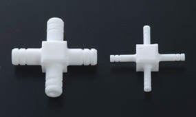 PTFE4方コネクター 