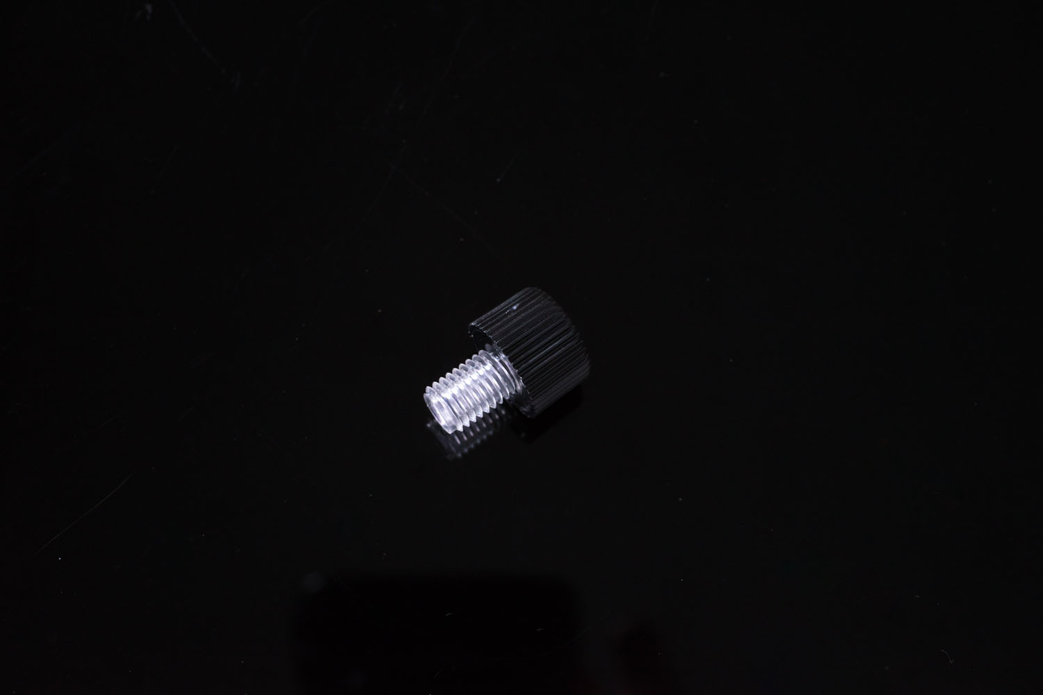 1/8"PC黒色ヘッドナット (1/4-28UNFオス)