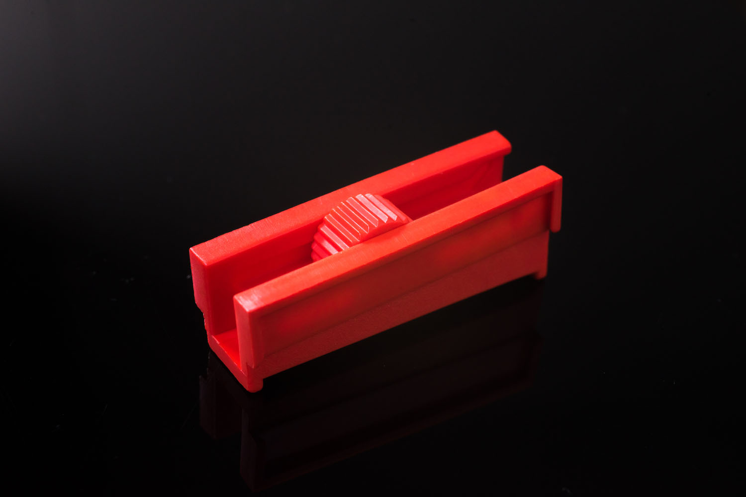 PBTローラー式チューブクランプ　軟質チューブ外径：最大4.5mm